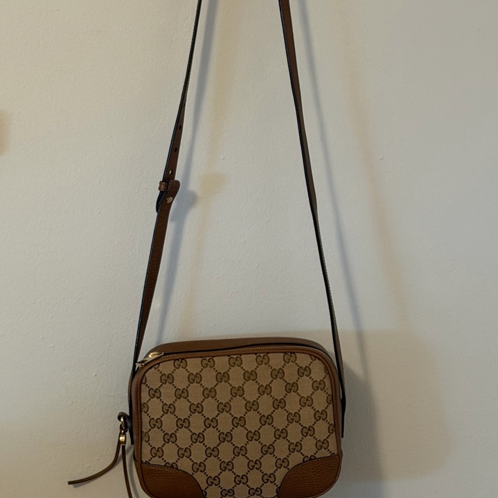 Gucci Beige Canvas GG Pattern Crossbody with Brown Leather Trim. Bree